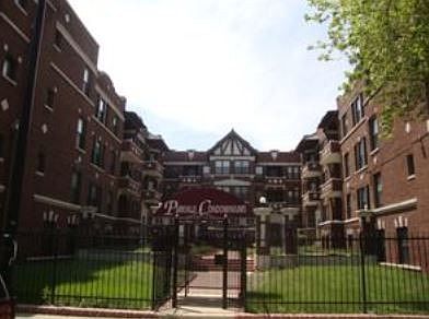 1st image of 5730 S King Dr #1W
