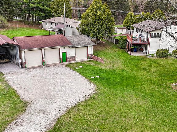5th image of 3032 Silver Lake Rd