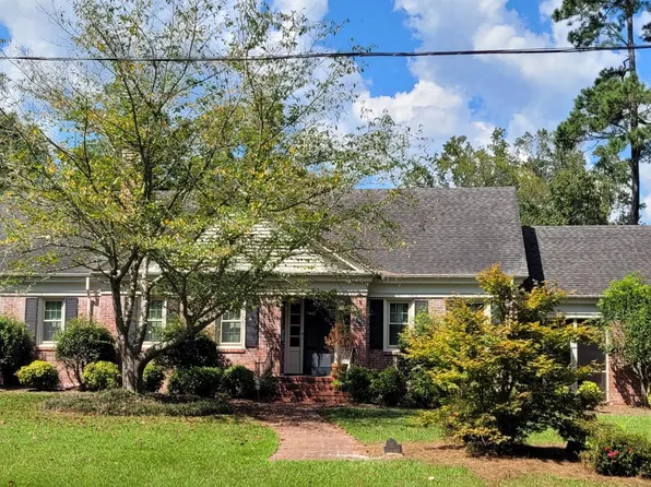 111 Fuller St, Whiteville, NC 28472