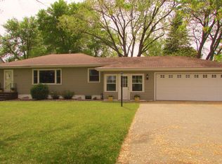 2029 Bridge Ave, Albert Lea, MN 56007