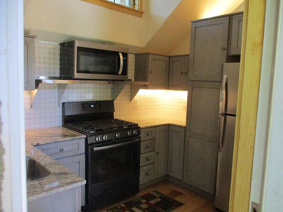 1st image of 148 Broad St #B