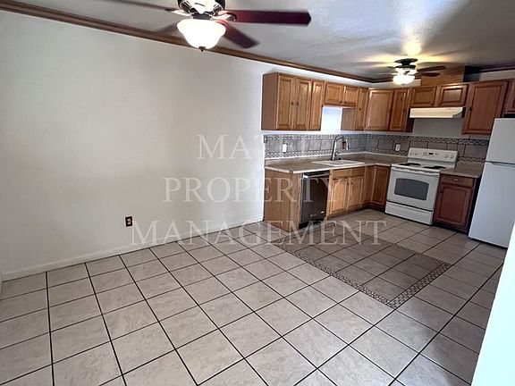3rd image of 321 Gran Via Ct