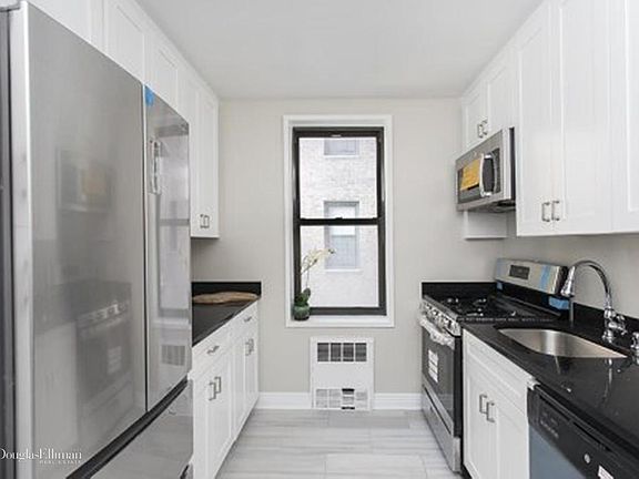 4th image of 1818 Newkirk Ave APT 1A