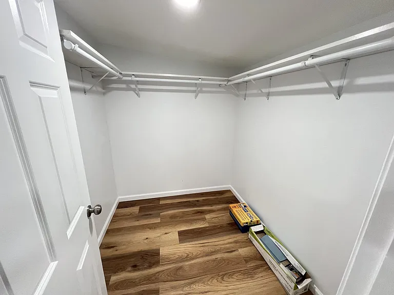 726 N 9th St — Photo 14