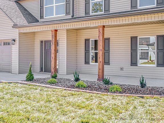4th image of 1775 Eagle Dr
