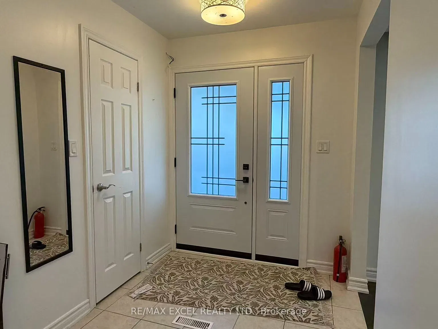 3 bed, $2,800 — Photo 3
