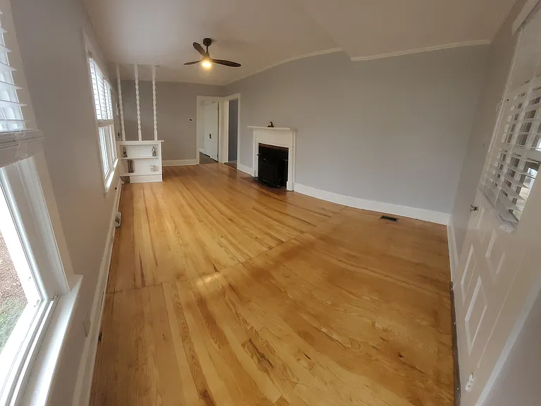 112 Barker St — Photo 5