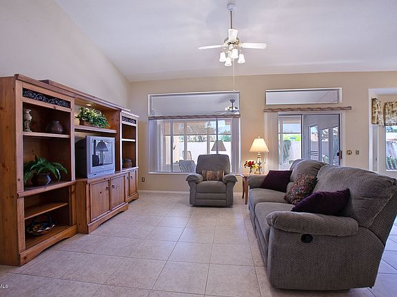 4th image of 15113 W Fairmount Ave
