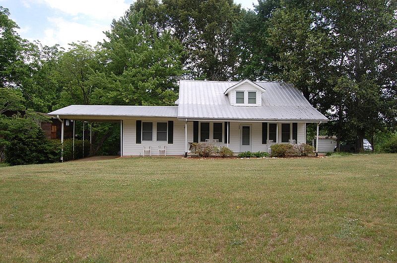 Home Sweet Home
						:
						Road frontage view!