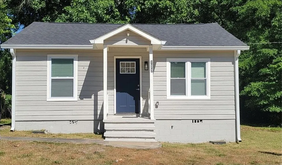 2 bed, 1.0 bath, 778 sqft, $1,695 — Photo 1