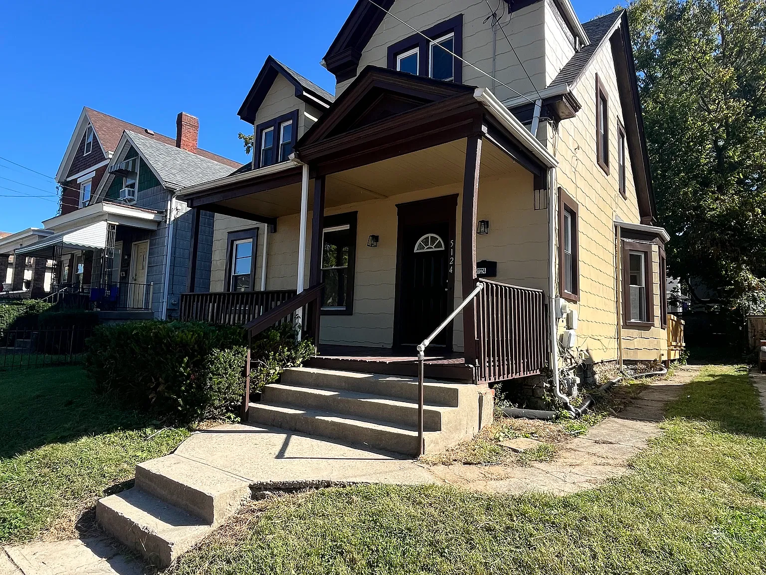 3 bed, 1880 sqft, $1,950 — Photo 1