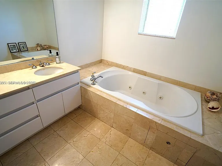 16711 Collins Ave #601 — Photo 13