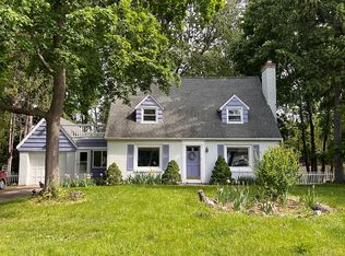 1560 Crittenden Rd, Rochester, NY 14623