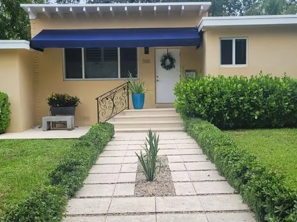 5881 SW 13th St, West Miami, FL 33144