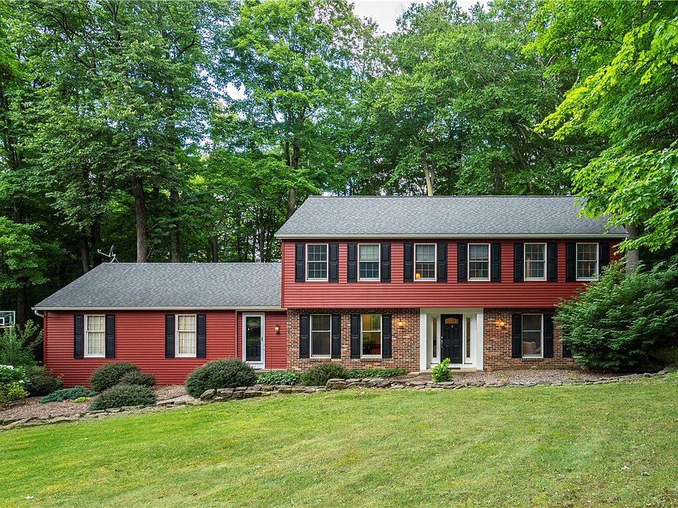 1st image of 26 High Hill Dr