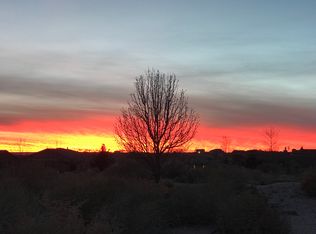 421 7th St NE, Rio Rancho, NM 87124