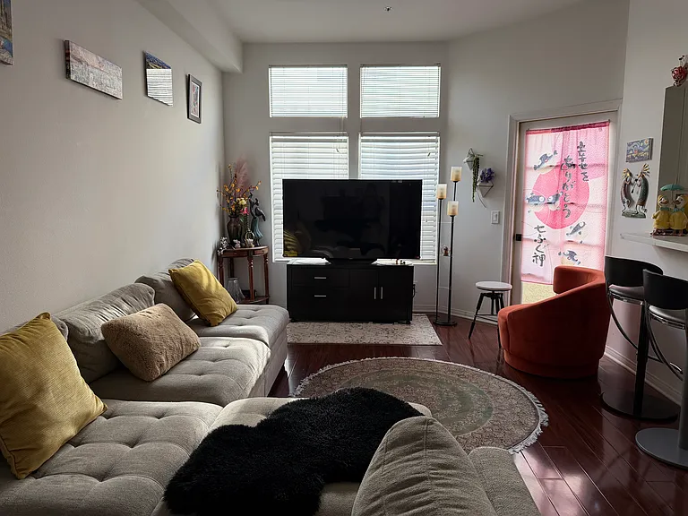 162 California St #B — Photo 3