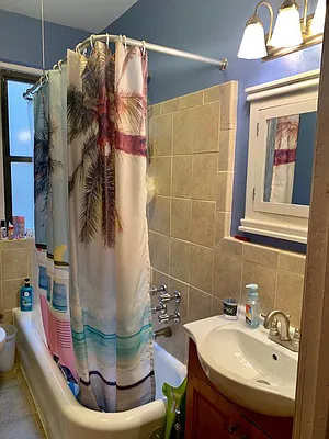 Rented by Living New York | media 7