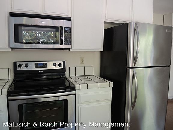 4th image of 2040 Ensign Way