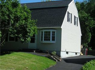 137 Sunburst Rd, Naugatuck, CT 06770