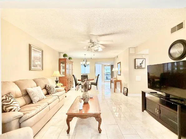 1247 S Martin Luther King Junior Ave #D103, Clearwater, FL 33755
