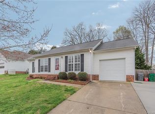 3201 Rheinwood Ct, Matthews, NC 28105