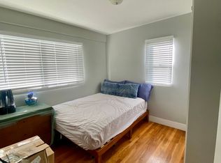 225 S 10th St APT 4, Las Vegas, NV 89101
