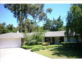 2nd image of 170 Rinconada Oaks Ct