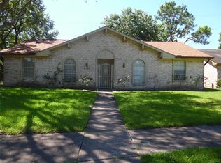 9103 Twin Hills Dr, Houston, TX 77031
