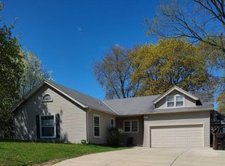 3620 Main St, McHenry, IL 60050