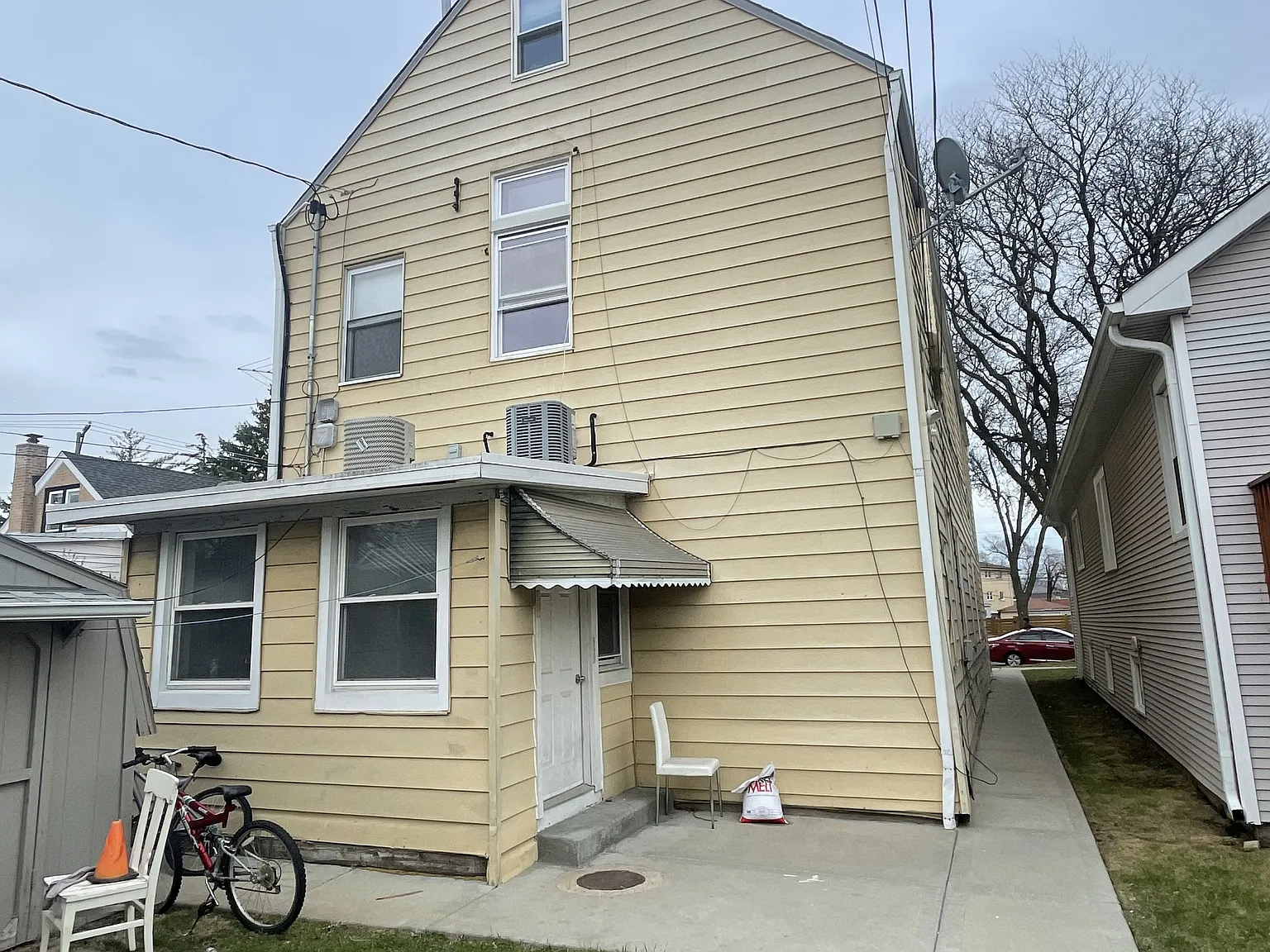 5020 North McVicker Avenue - 2R — Photo 2