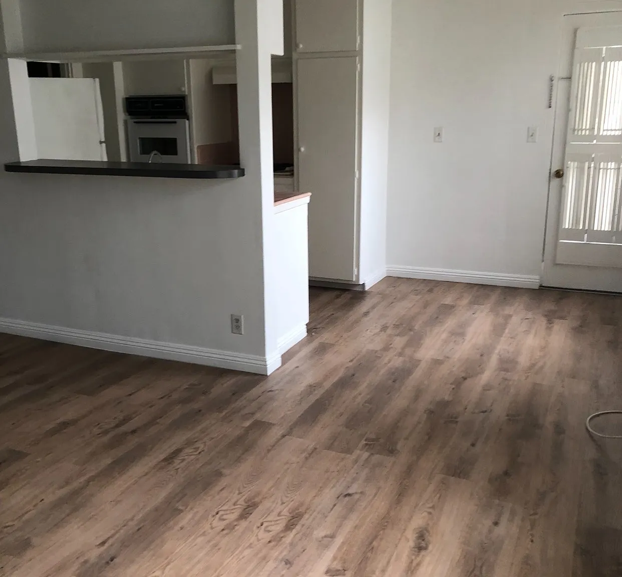 11815 Goshen Ave — Photo 1