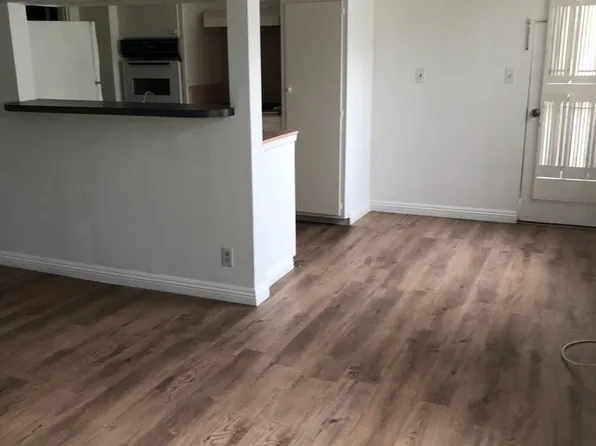11815 Goshen Ave APT 7, Los Angeles, CA 90049