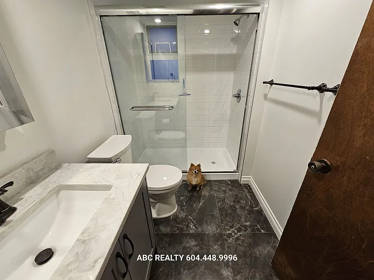 3 Parker St — Photo 11