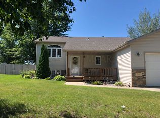 812 4th Ave NE, Barnesville, MN 56514