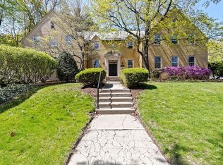 30 Cumberland Ave APT W1, Brookline, MA 02445