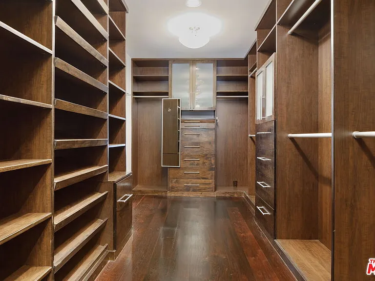 1125 Napoli Dr — Photo 13