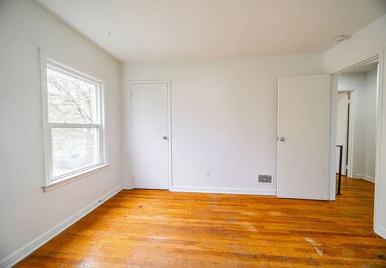 2912 Ruhl Ave — Photo 16