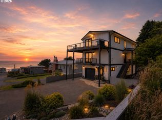 2035 NE 66th St, Lincoln City, OR 97367
