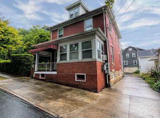 512 12th St, Huntingdon, PA 16652