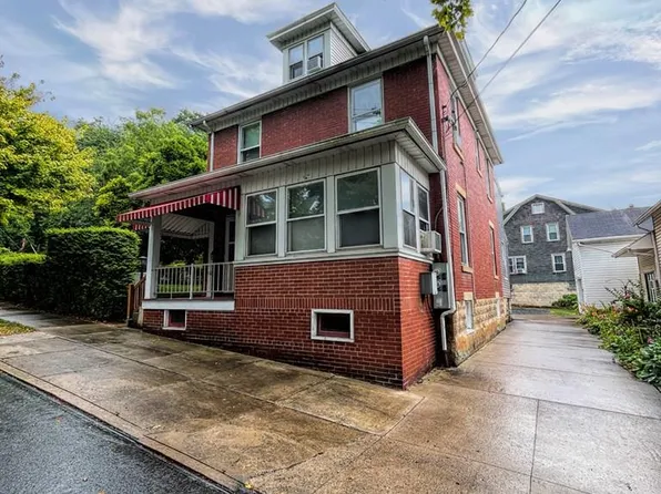 512 12th St, Huntingdon, PA 16652