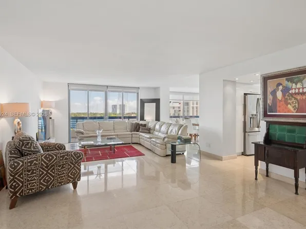 3500 Mystic Pointe Dr APT 805, Aventura, FL 33180