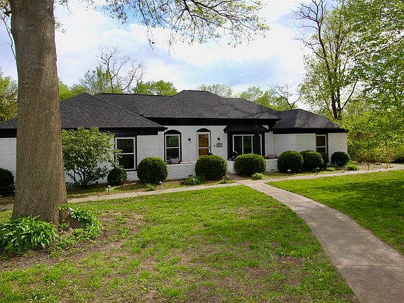 3rd image of 609 N Swords Ave