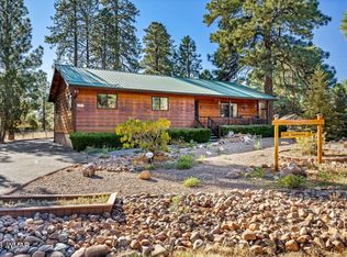 1971 Little Doe Trl, Overgaard, AZ 85933