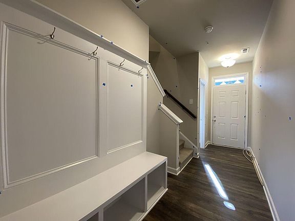 4th image of 114 McDowell Ln