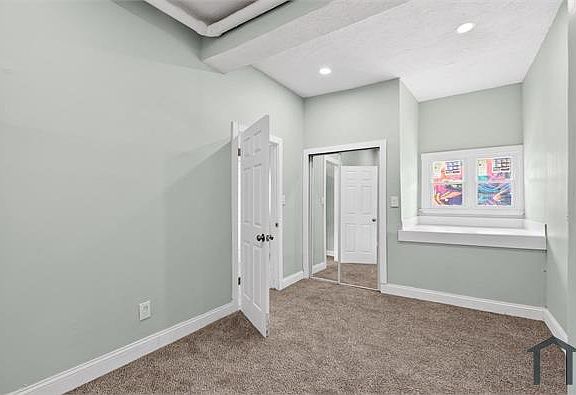 5th image of 3356 W 44th St