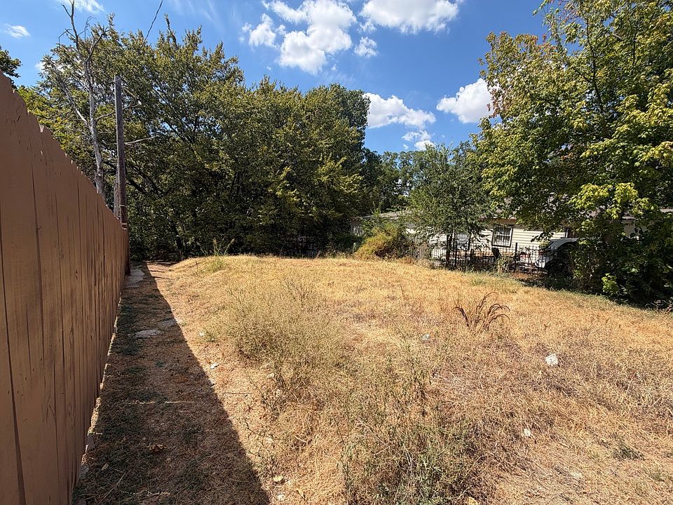 1st image of 417 Bonnie View Rd