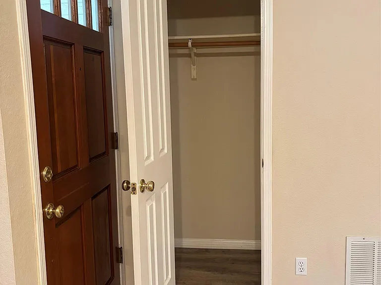 4500 Abelia Dr — Photo 3