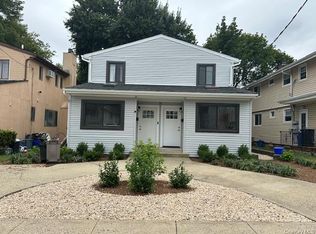 14 Pequot Ave #A, Port Washington, NY 11050