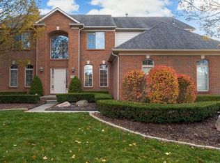 14040 Berryknoll Dr, Shelby Township, MI 48315